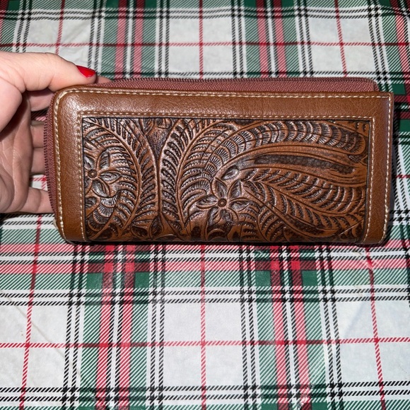 Blazin Roxx Brown Tooled Wallet - Picture 3 of 4